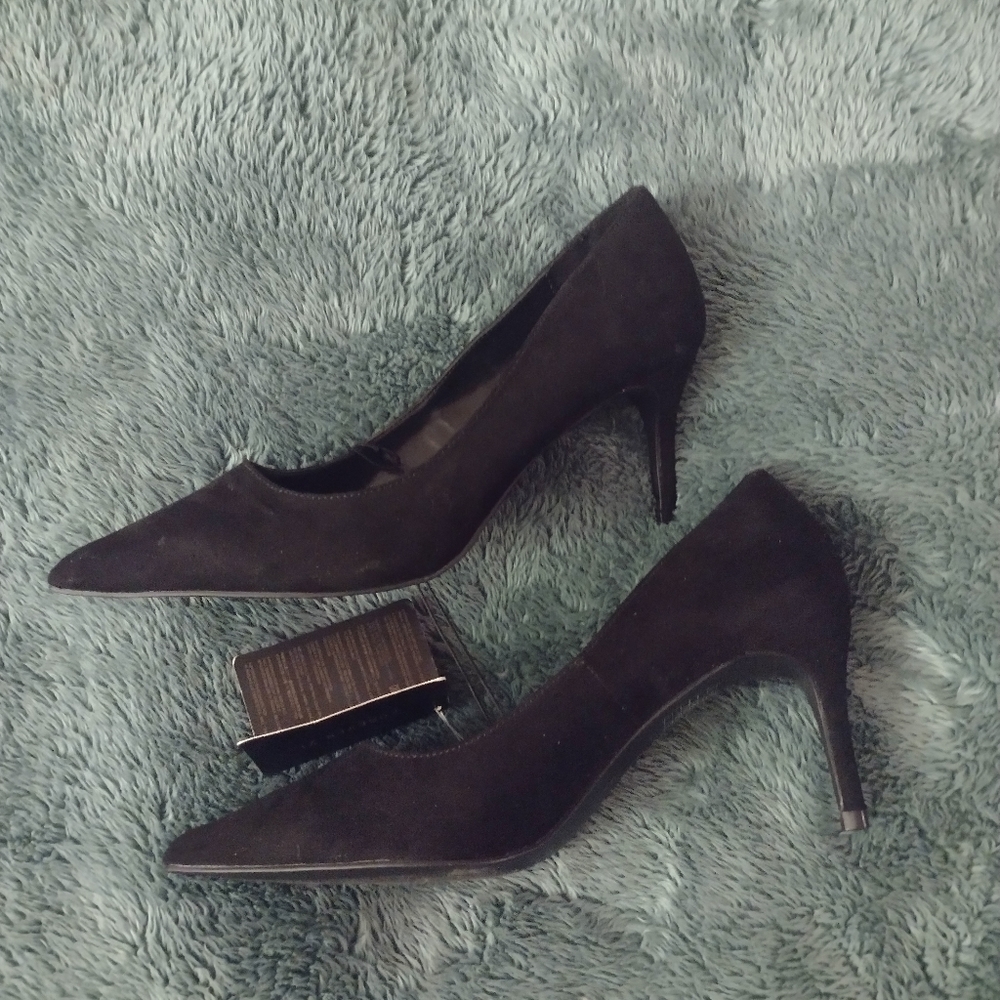 NEW Forever 21 Black Heels Size 6.5